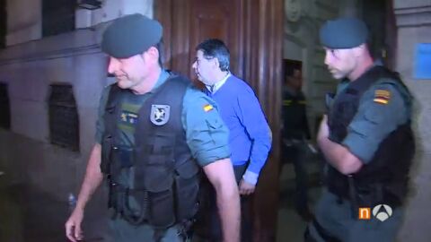 Frame 33.72 de: Ignacio Gonz&aacute;lez pasa su primera noche detenido a la espera de que comparezca ante el juez