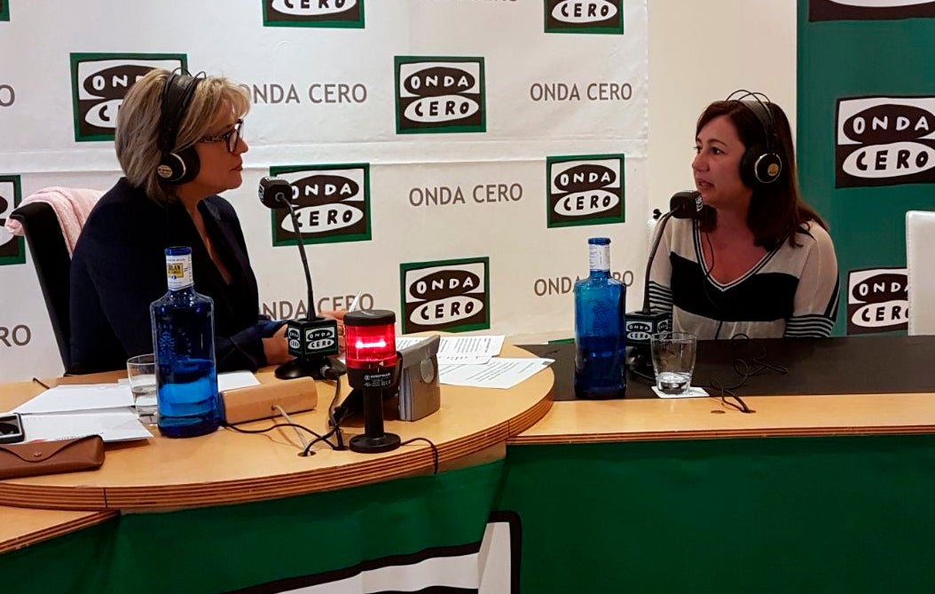 Armengol anima a establecer sinergias con otros territorios insulares Armengol anima a establecer sinergias con otros territorios insulares