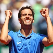 Albert Ramos celebra la victoria en Montecarlo Albert Ramos celebra la victoria en Montecarlo