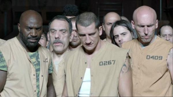 Armando Buika: "Es verdad que hay inmigrantes manteros y prostitutas, pero también hay psicólogos y policías" Armando Buika: "Es verdad que hay inmigrantes manteros y prostitutas, pero también hay psicólogos y policías"