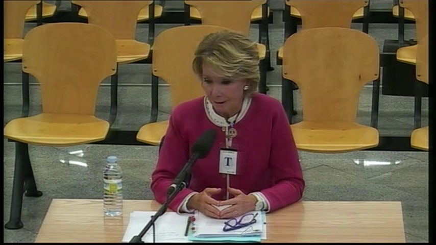 Esperanza Aguirre, al borde del llanto ante los periodistas al hablar de Ignacio González Esperanza Aguirre, al borde del llanto ante los periodistas al hablar de Ignacio González