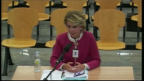 Frame 0.0 de: Esperanza Aguirre 2