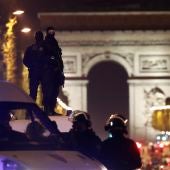 Ataque terrorista en los Campos Elíseos de París