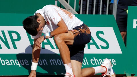 Novak Djokovic claudica ante Goffin