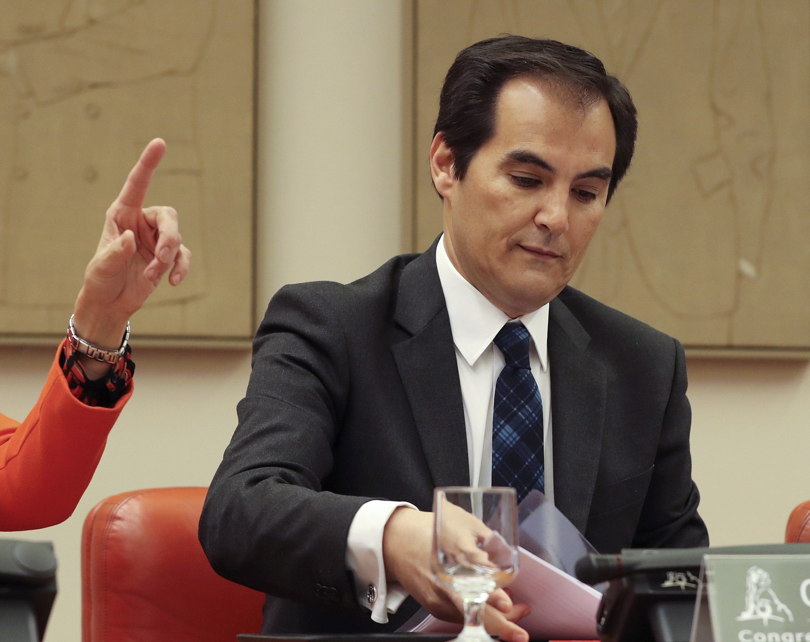 La tertulia: Las filtraciones del caso Lezo y la profunda división que vive el PSOE La tertulia: Las filtraciones del caso Lezo y la profunda división que vive el PSOE