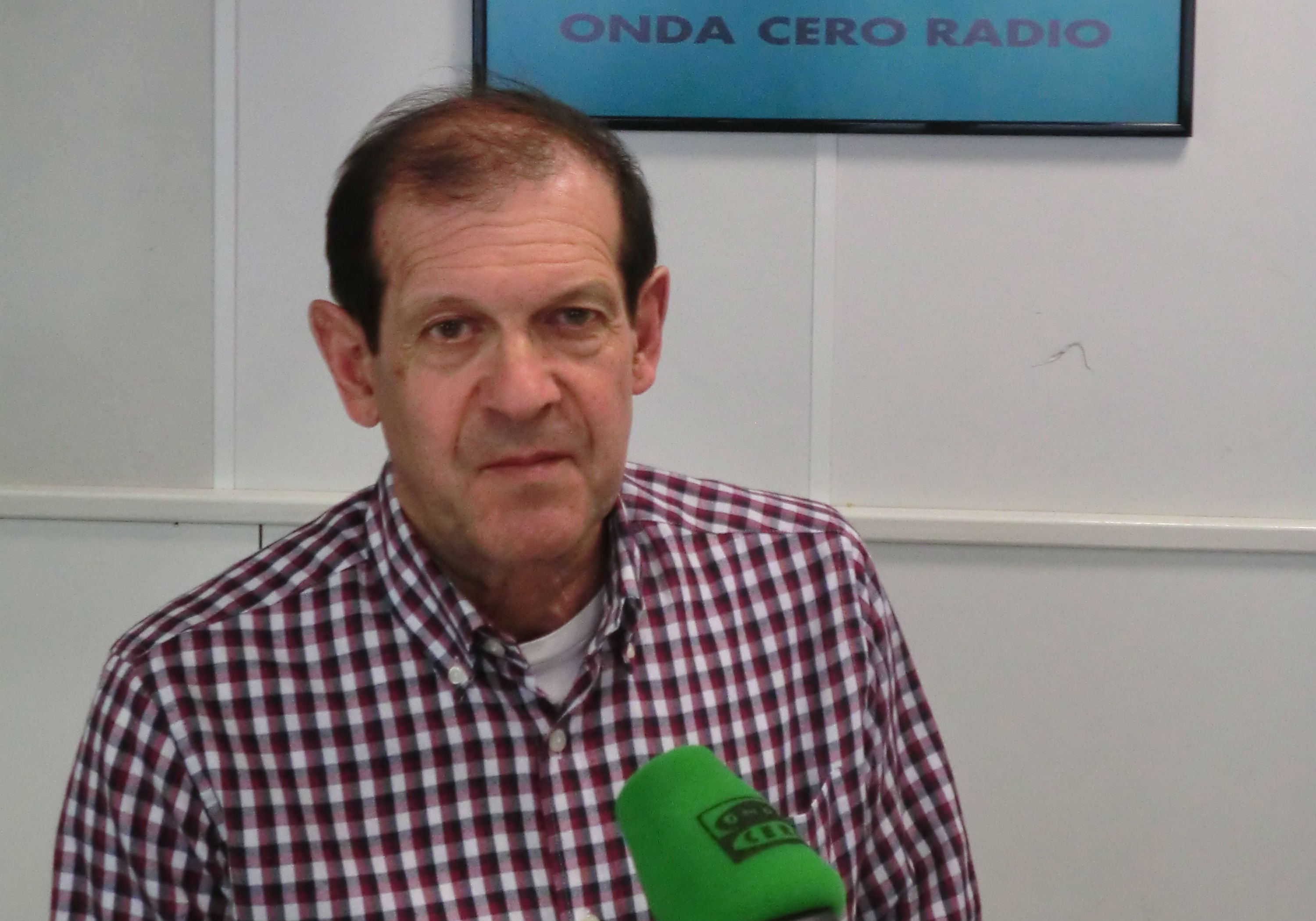 Aquí en la Onda Cantabria. Investigadores de Cantabria: Manuel Gonzalez-Carreró Aquí en la Onda Cantabria. Investigadores de Cantabria: Manuel Gonzalez-Carreró