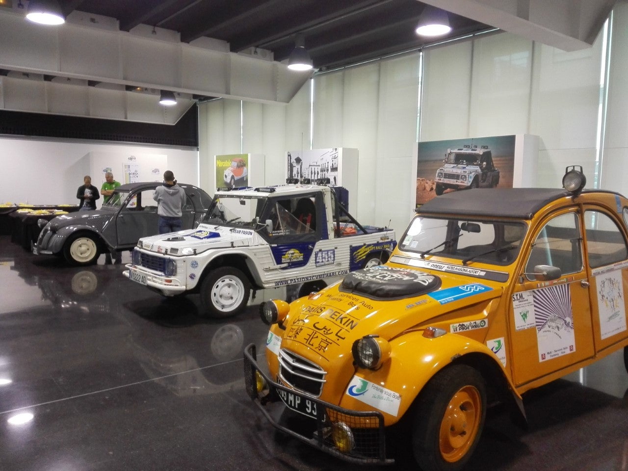 Elche espera este fin de semana más de 200 vehículos clásicos Citroën 2CV Elche espera este fin de semana más de 200 vehículos clásicos Citroën 2CV