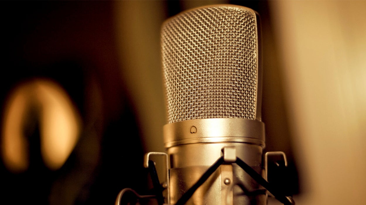 Mujer con alma de radiofonista: Encarna Sánchez en carne viva Mujer con alma de radiofonista: Encarna Sánchez en carne viva