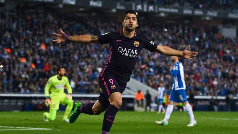Su&aacute;rez celebra un gol contra el Espanyol