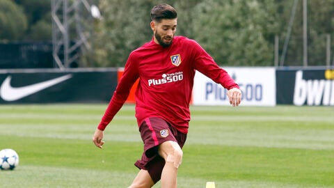 Carrasco se entrena con el Atl&eacute;tico de Madrid