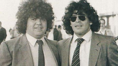 Jorge Cyterszpiler junto a Maradona