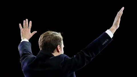 Macron celebra su victoria en los comicios franceses. Macron celebra su victoria en los comicios franceses.