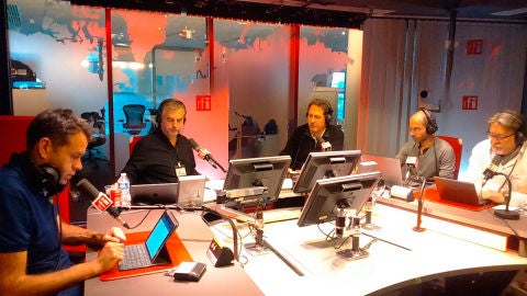 Rub&eacute;n Am&oacute;n, Carlos Alsina, Franck Duprat, &Aacute;lvaro del R&iacute;o y &Aacute;ngel Gonzalo desde Par&iacute;s