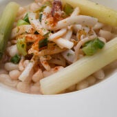 Alubias blancas con calamares