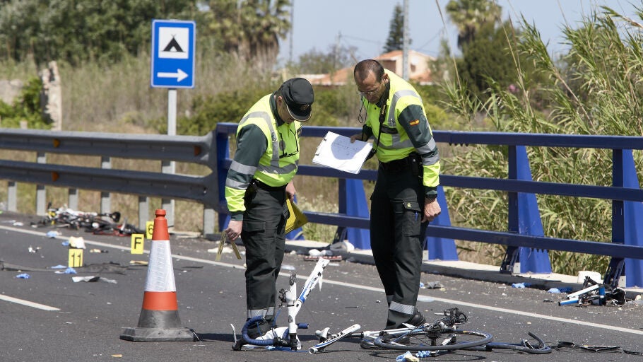Una conductora ebria y drogada arrolla a 6 ciclistas y mata a dos de ellos en Oliva (Valencia)
