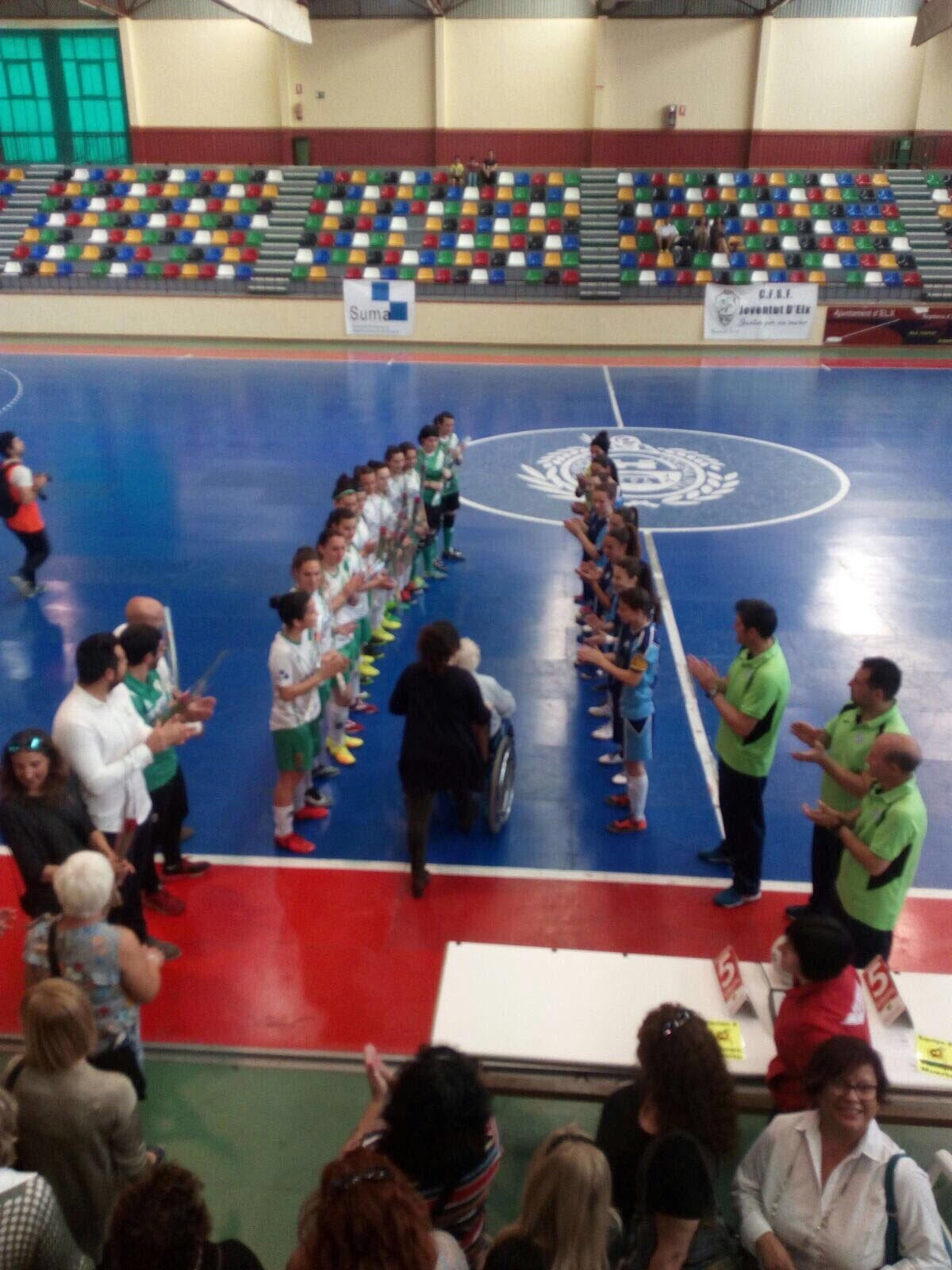 Las féminas no fallan: el Elche CF vence a domicilio al San Isidro y el Joventut, en casa al Vallirana Las féminas no fallan: el Elche CF vence a domicilio al San Isidro y el Joventut, en casa al Vallirana