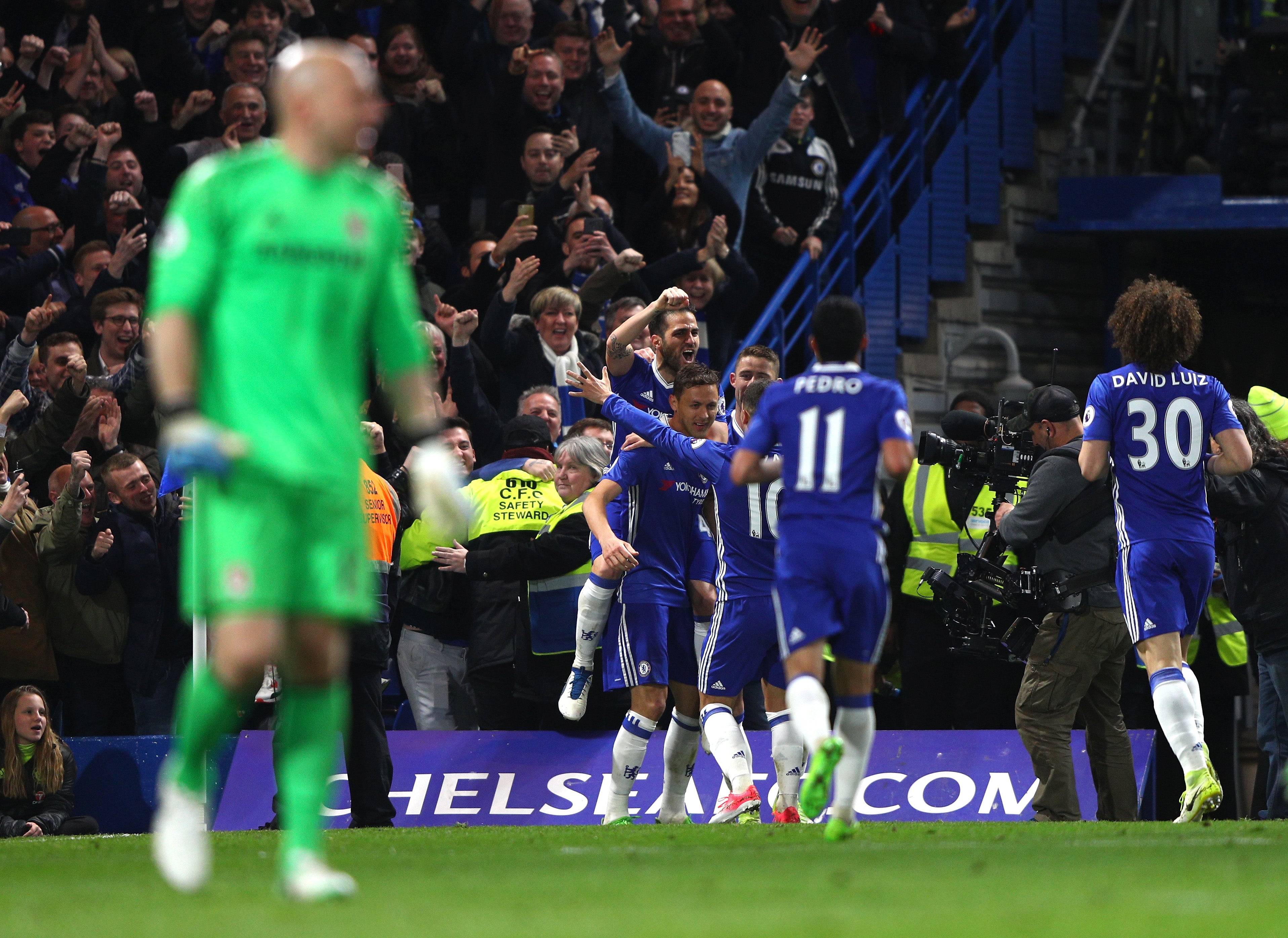 El Chelsea gana al Middlesbrough y se queda a una victoria de conquistar la Premier El Chelsea gana al Middlesbrough y se queda a una victoria de conquistar la Premier