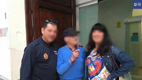 Conductor de 88 años encontrado en Murcia tras salir de Madrid a comprar vino Conductor de 88 años encontrado en Murcia tras salir de Madrid a comprar vino