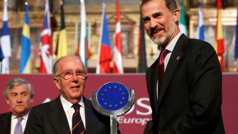 Rey Felipe VI y Marcelino Oreja