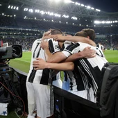 Los jugadores de la Juventus celebran sus goles al Mónaco Los jugadores de la Juventus celebran sus goles al Mónaco