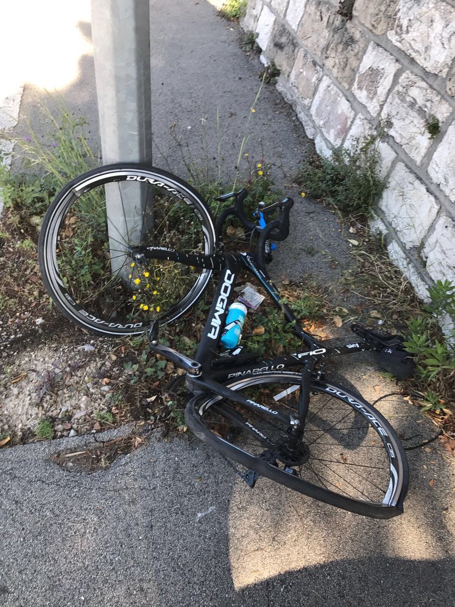 Chris Froome, atropellado mientras entrenaba por un conductor que se dio a la fuga Chris Froome, atropellado mientras entrenaba por un conductor que se dio a la fuga