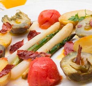 Karlos Arguiñano en tu cocina - Verduras de primavera con salsa de cítricos Karlos Arguiñano en tu cocina - Verduras de primavera con salsa de cítricos