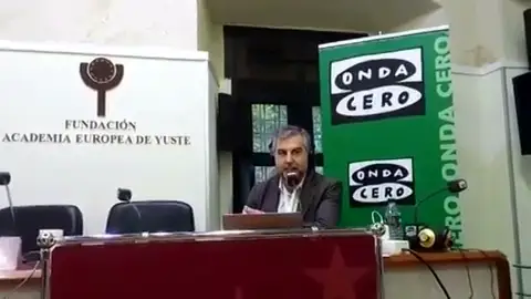 Frame 56.859334 de: Monólogo de Alsina: <i>¿Era Pujol el abad del monasterio de la sagrada evasión, el obispo de la Seo, el Papa?</i> Frame 56.859334 de: Monólogo de Alsina: <i>¿Era Pujol el abad del monasterio de la sagrada evasión, el obispo de la Seo, el Papa?</i>