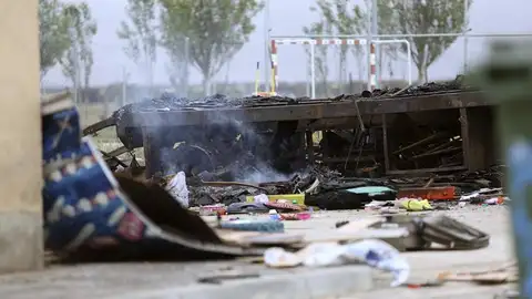 La caravana de feriantes de Cabrillas (Salamanca) donde se ha producido la explosión La caravana de feriantes de Cabrillas (Salamanca) donde se ha producido la explosión