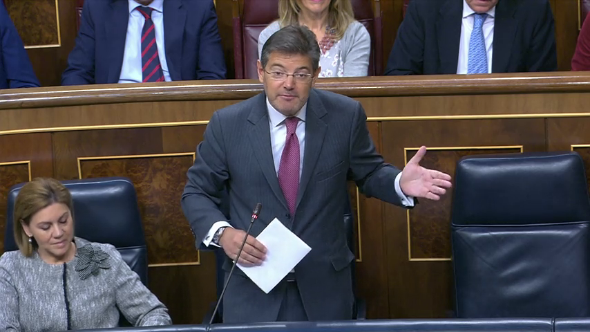 Catalá afirma que no piensa dimitir y que tiene la confianza de Rajoy Catalá afirma que no piensa dimitir y que tiene la confianza de Rajoy
