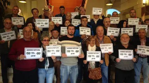 Miembros de la Federación de Asociaciones de Vecinos de la Zona Urbana de Gijón FAV Gijón