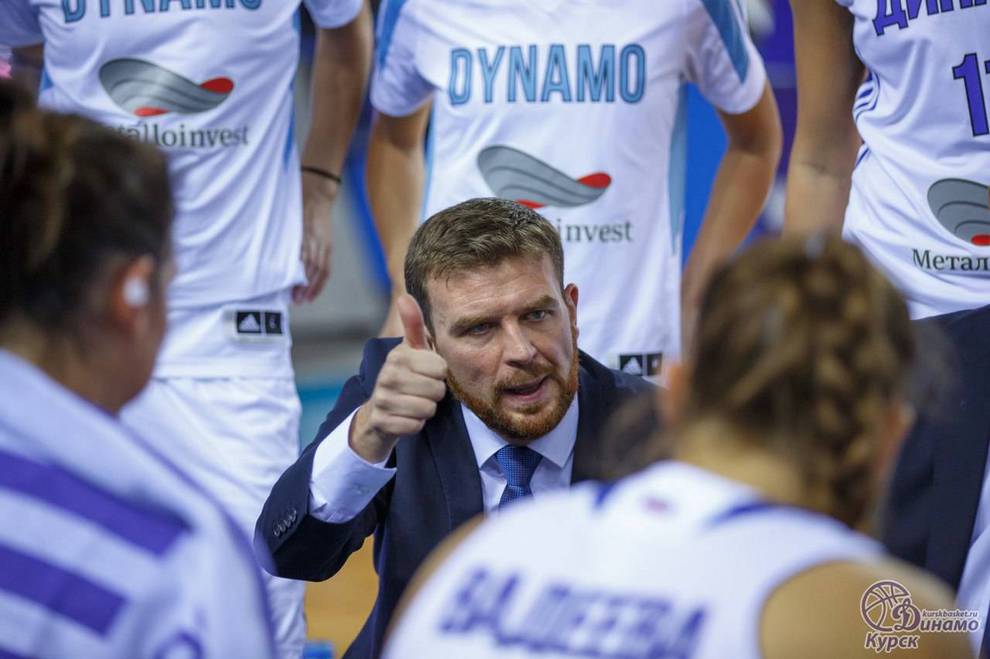César Rupérez: "Me da rabia cuando tengo que contar que en mi tierra no hay baloncesto femenino de categoría nacional". César Rupérez: "Me da rabia cuando tengo que contar que en mi tierra no hay baloncesto femenino de categoría nacional".