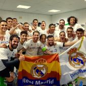 El vestuario del Real Madrid celebra el pase a la final de la Champions