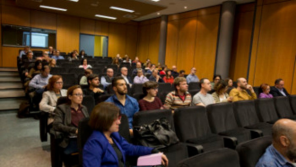 Personas participantes en las reuniones informativas y de debate sobre el Código Ético de la UJI