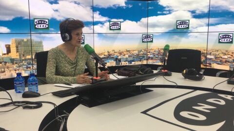 Adela Cortina en Julia en la Onda
