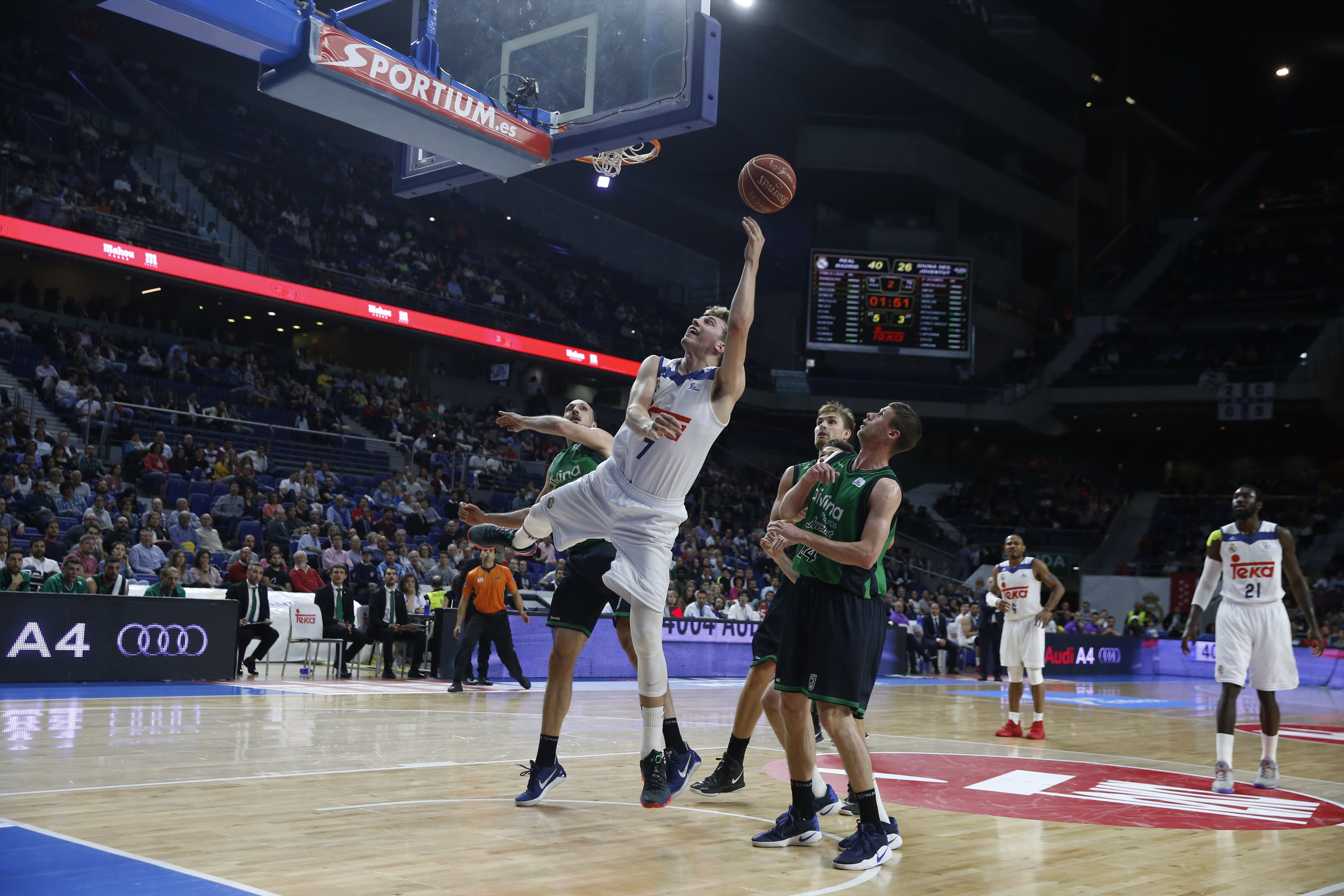 El Real Madrid se proclama campeón de la liga regular de la ACB tras barrer al Joventut El Real Madrid se proclama campeón de la liga regular de la ACB tras barrer al Joventut