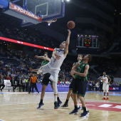 Doncic realiza un rectificado a lo Jordan ante el Joventut