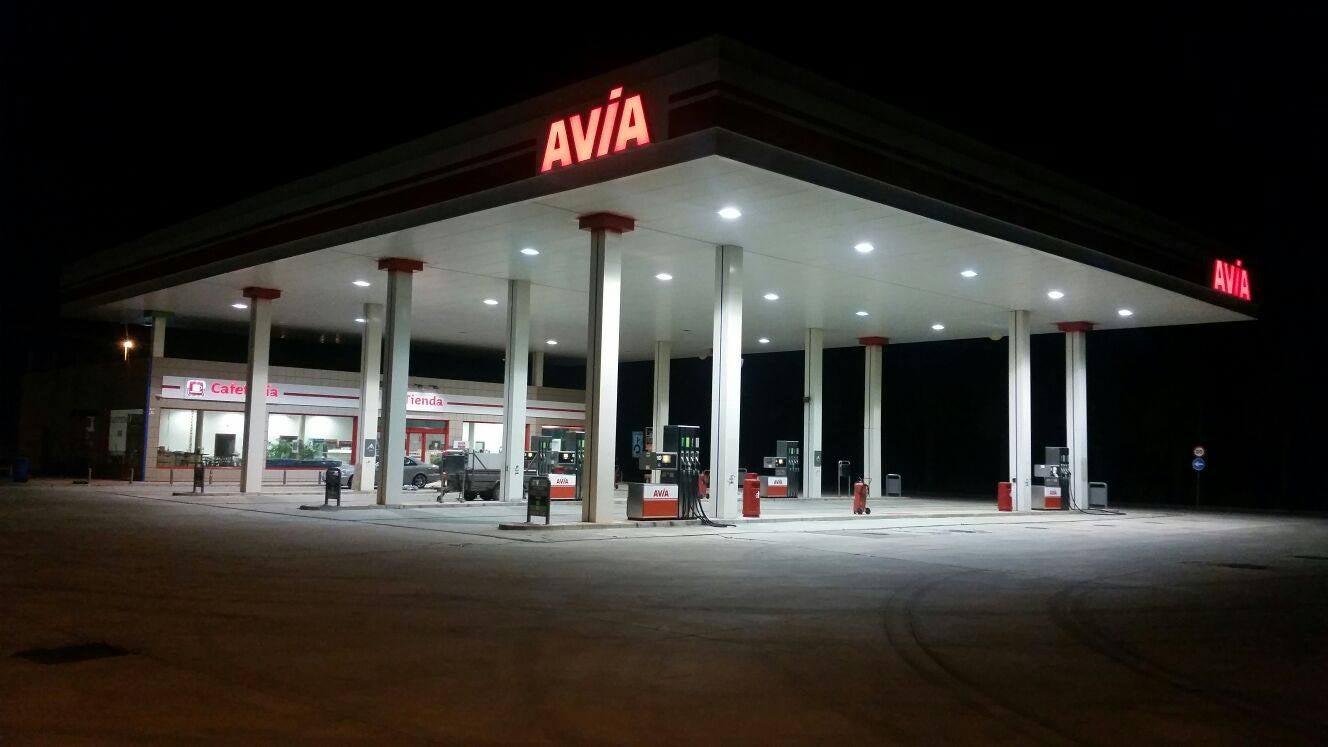 Mesa de redacción: Seis empleadas de gasolinera despedidas por no llevar minifalda Mesa de redacción: Seis empleadas de gasolinera despedidas por no llevar minifalda