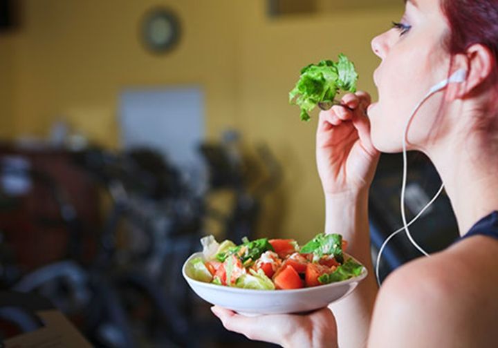 CODiNuCoVa recuerda que la desnutrición disminuye las funciones vitales especialmente en enfermos de cáncer o patologías crónicas CODiNuCoVa recuerda que la desnutrición disminuye las funciones vitales especialmente en enfermos de cáncer o patologías crónicas