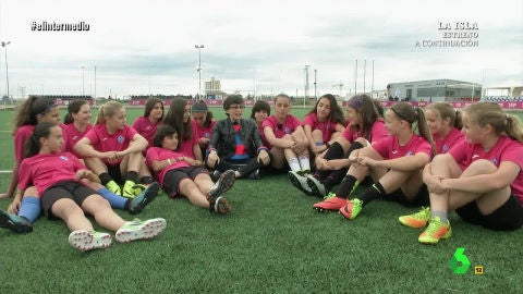 Las jugadoras del AEM de Lleida que ganaron una liga de hombres: "Un ni&ntilde;o nos dijo que s&oacute;lo serv&iacute;amos para limpiar"