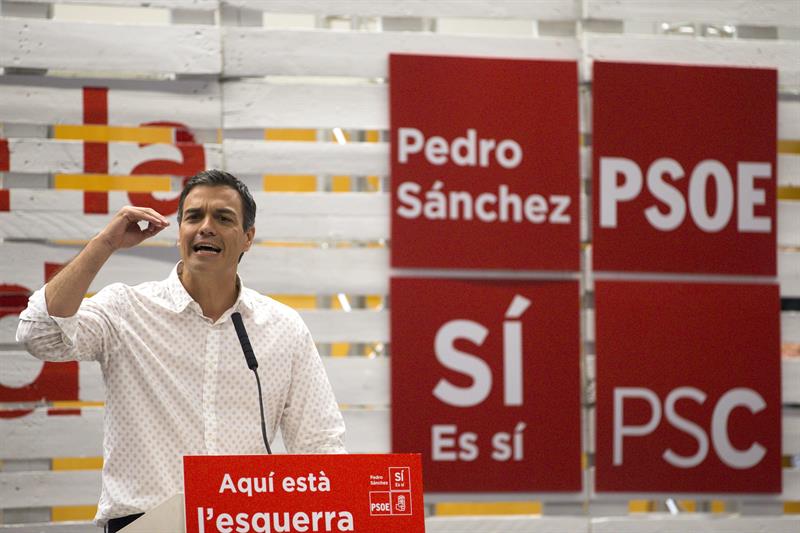 Sánchez no apoyará la moción de Podemos si gana las primarias en el PSOE Sánchez no apoyará la moción de Podemos si gana las primarias en el PSOE