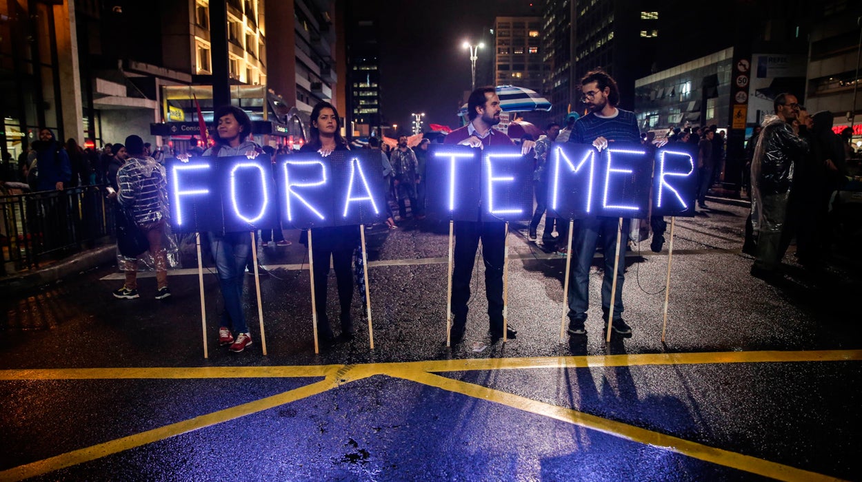 Miles de brasileños salen a las calles para pedir la renuncia del presidente Temer y exigen elecciones Miles de brasileños salen a las calles para pedir la renuncia del presidente Temer y exigen elecciones