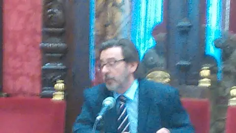 El portavoz de gobierno Baldomero Oliver en rueda de prensa El portavoz de gobierno Baldomero Oliver en rueda de prensa