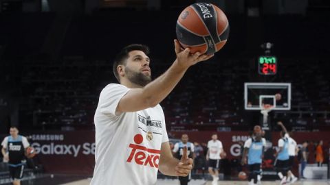 El capit&aacute;n del Real Madrid, Felipe Reyes, en su entrenamiento en la cancha de la Final Four.