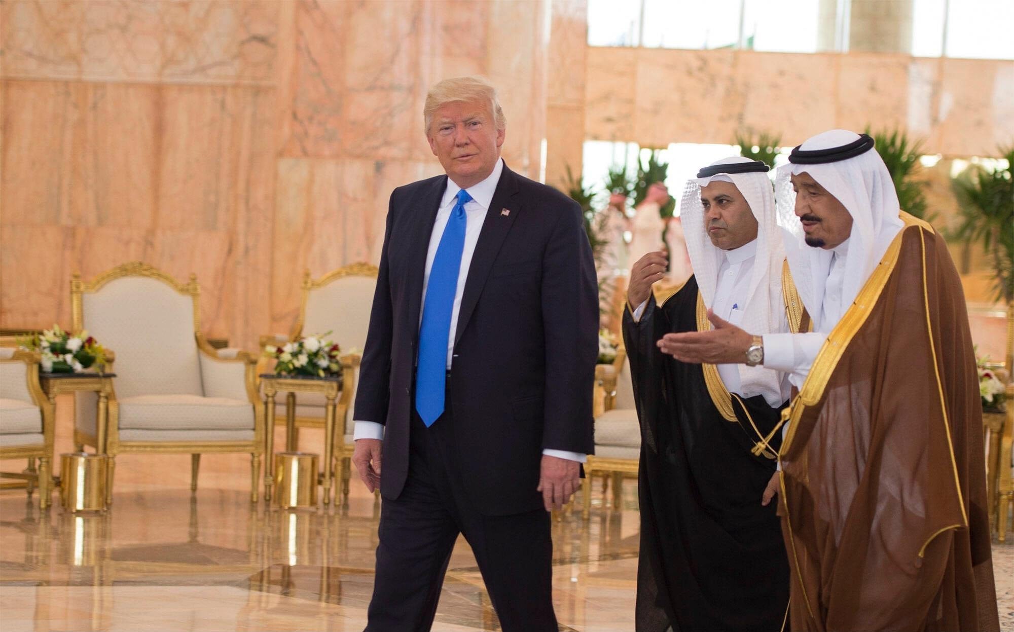 Trump dice que en su gira por Oriente Medio acusaron a Catar de apoyar a radicales Trump dice que en su gira por Oriente Medio acusaron a Catar de apoyar a radicales