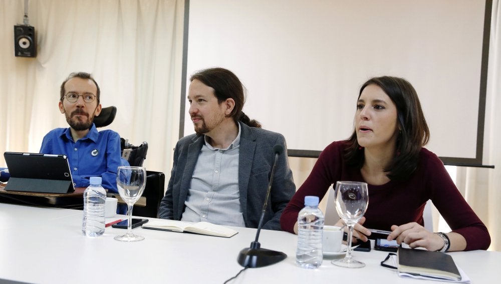 Los líderes de Podemos, Pablo Iglesias, Pablo Echenique e Irene Montero