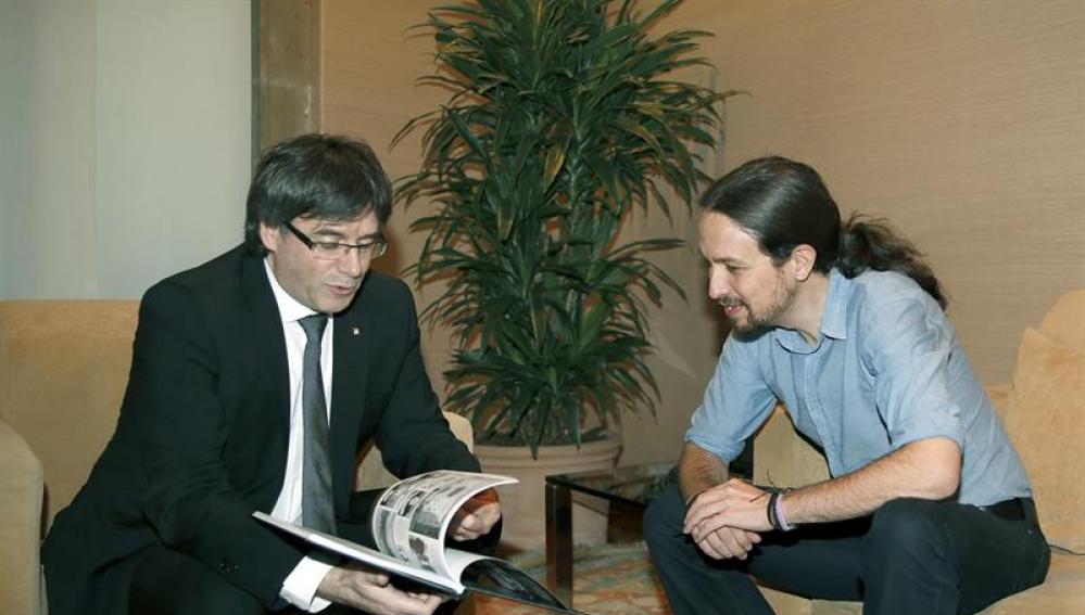 Carles Puigdemont y Pablo Iglesias