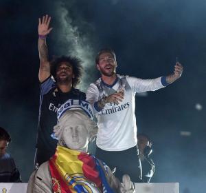Marcelo y Ramos, desatados en Cibeles Marcelo y Ramos, desatados en Cibeles