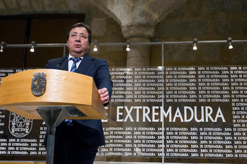 El Consejo de Gobierno de La Junta aprueba el Proyecto de Ley de Racionalización y Simplificación Administrativa El Consejo de Gobierno de La Junta aprueba el Proyecto de Ley de Racionalización y Simplificación Administrativa