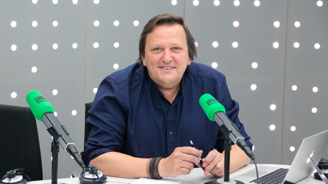 Javier Caraballo sobre el informe de la UCO: "Es fundamental un pacto táctico del bipartidismo que diga 'vamos a robar menos'" Javier Caraballo sobre el informe de la UCO: "Es fundamental un pacto táctico del bipartidismo que diga 'vamos a robar menos'"