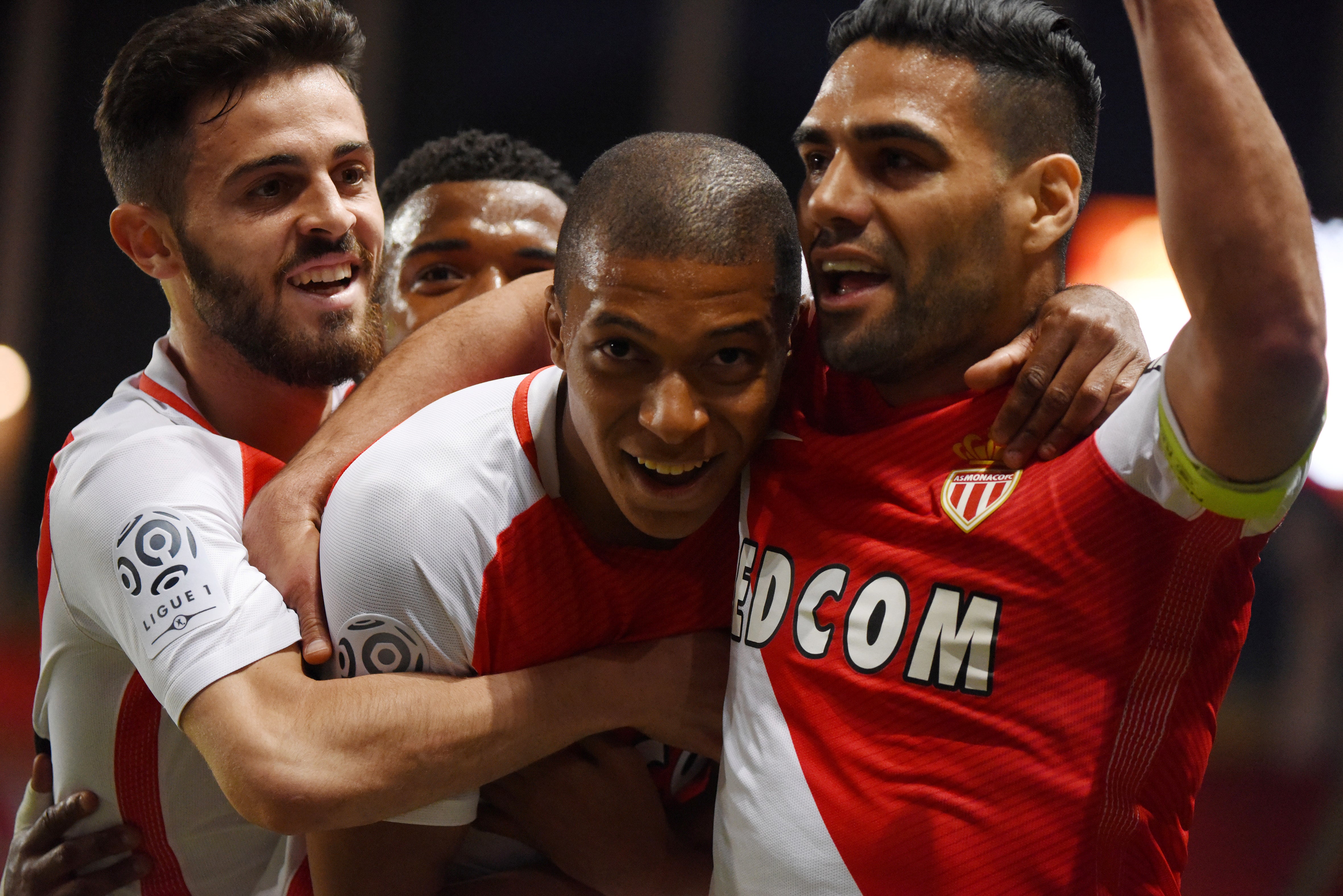 Alberto de Mónaco, contundente: "Mbappé estará en Mónaco la próxima temporada" Alberto de Mónaco, contundente: "Mbappé estará en Mónaco la próxima temporada"